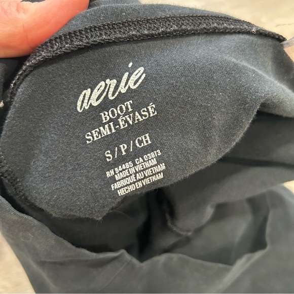 Aerie Boot Cut Semi Evase Flare Black Leggings Tight Women’s Size Small - Picture 4 of 6